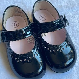 Genuine Kids by OshKosh Mary Jane Shoes